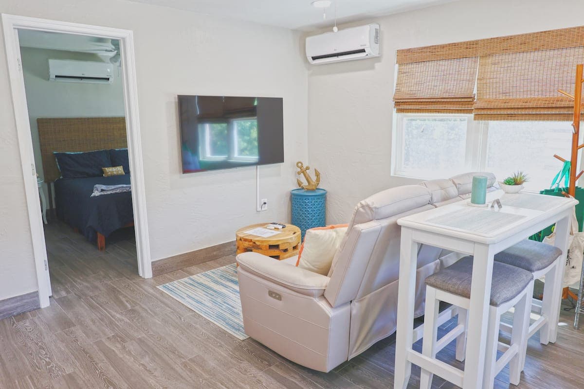 The Crawford Hideaway