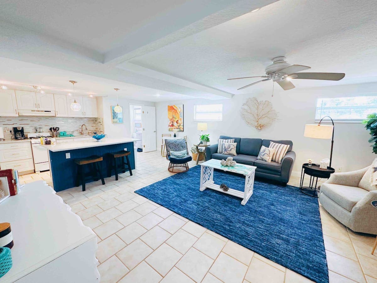 LaLa's Beach House Two